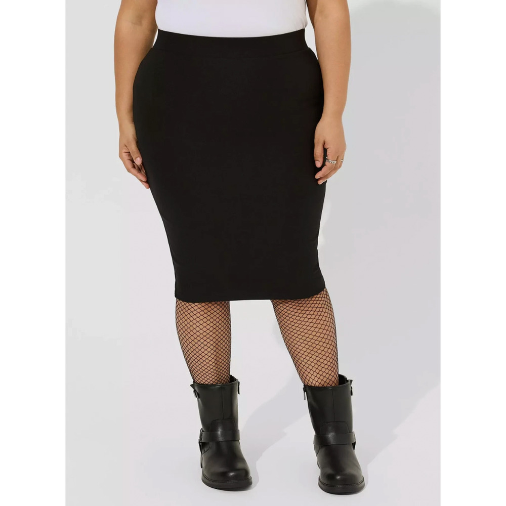 Torrid Ponte Knit Skirt Womens 3 / 3X Pencil Minimalist Capsule Office Work